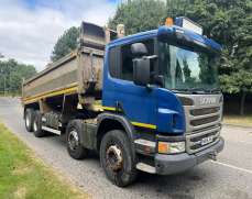 2016 Scania P410 8X4 Manual Tipper 